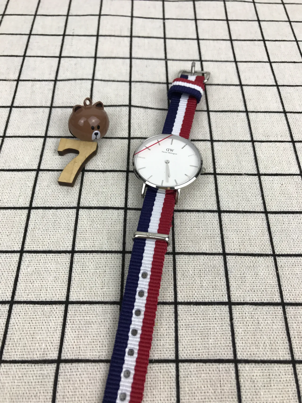 Daniel Wellington Classic Minimalist White Dial Navy Red White NATO Strap Quartz Watch 7