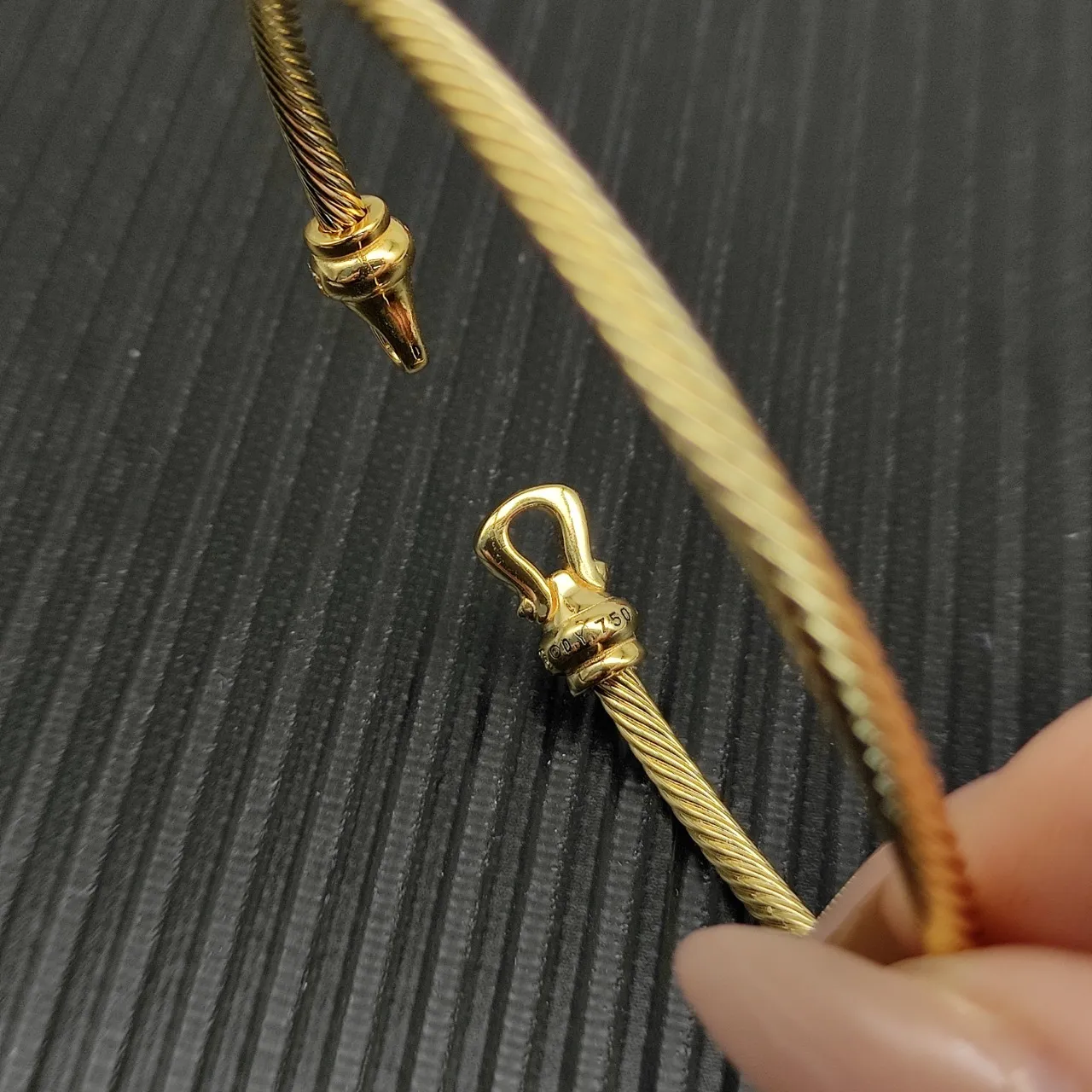 David Yurman Cable Classics Twisted Gold-Tone Pavé Diamond Clasp Bracelet 5