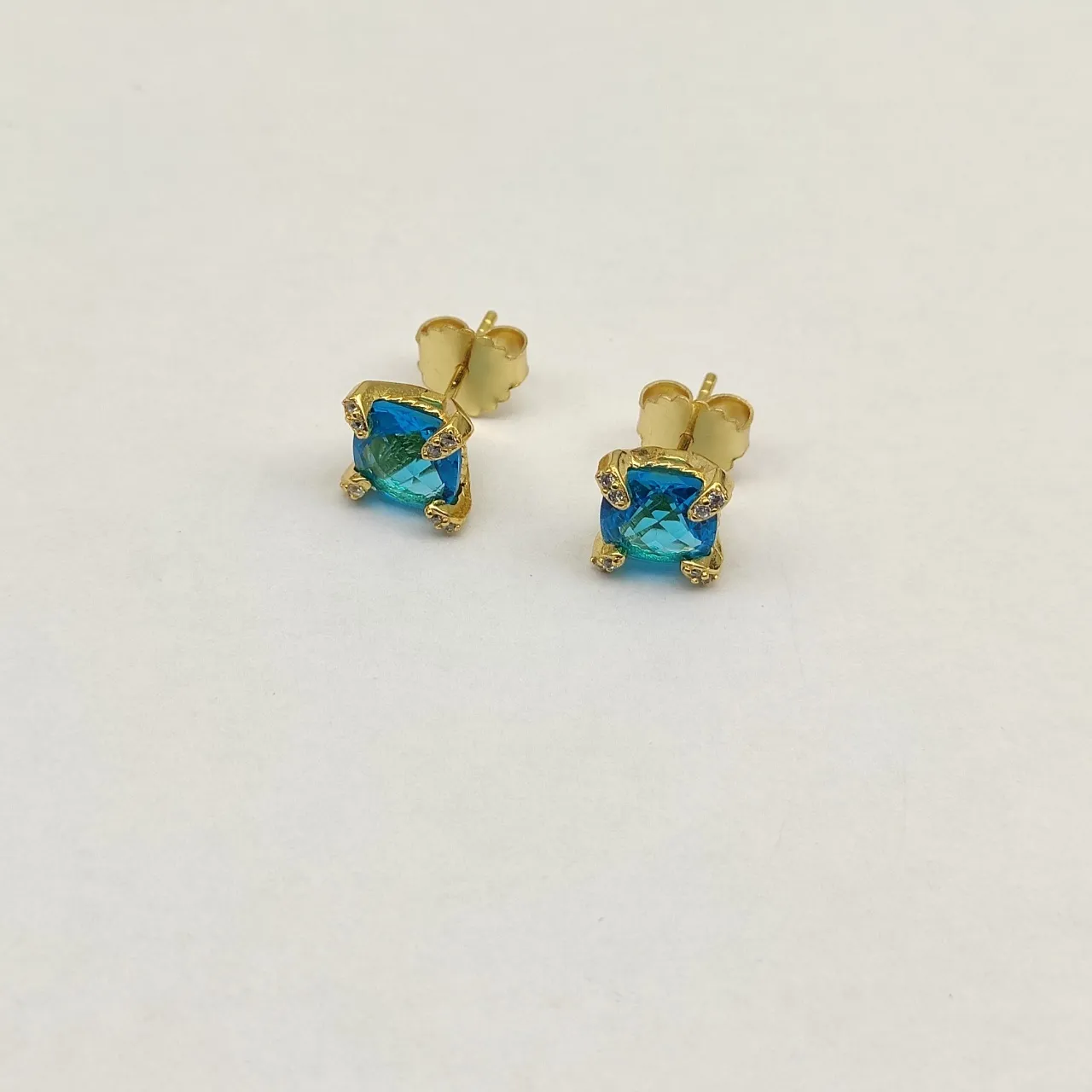 David Yurman Claw-Set Blue Gemstone Stud Earrings 6