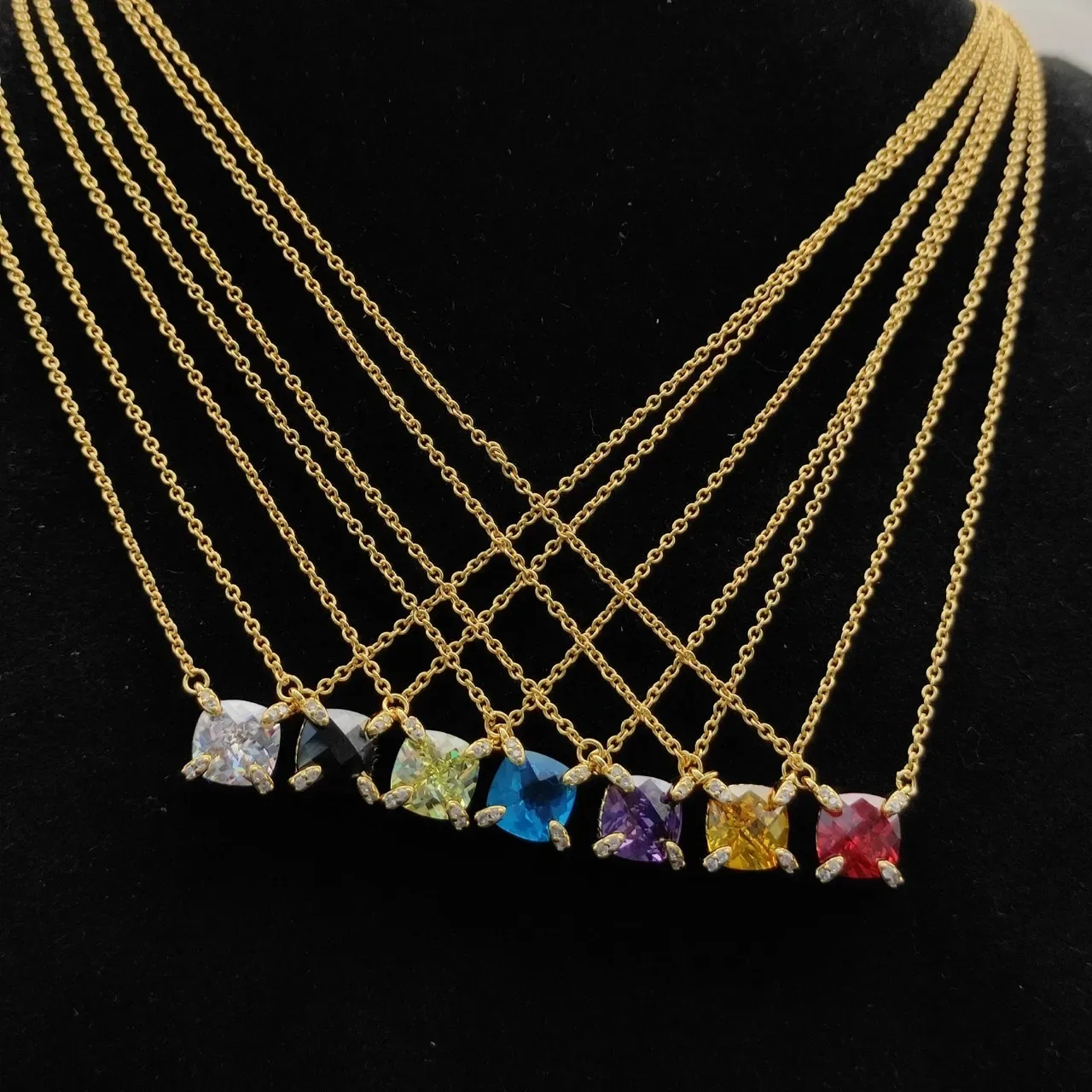 David Yurman Gold Beige Chain Cushion-Cut Central Stone Necklace 2