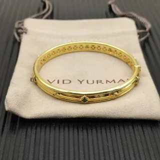 David Yurman سوار باندج ذهبي مفتوح العمل مرصع بالأحجار الكريمة مع لولبة