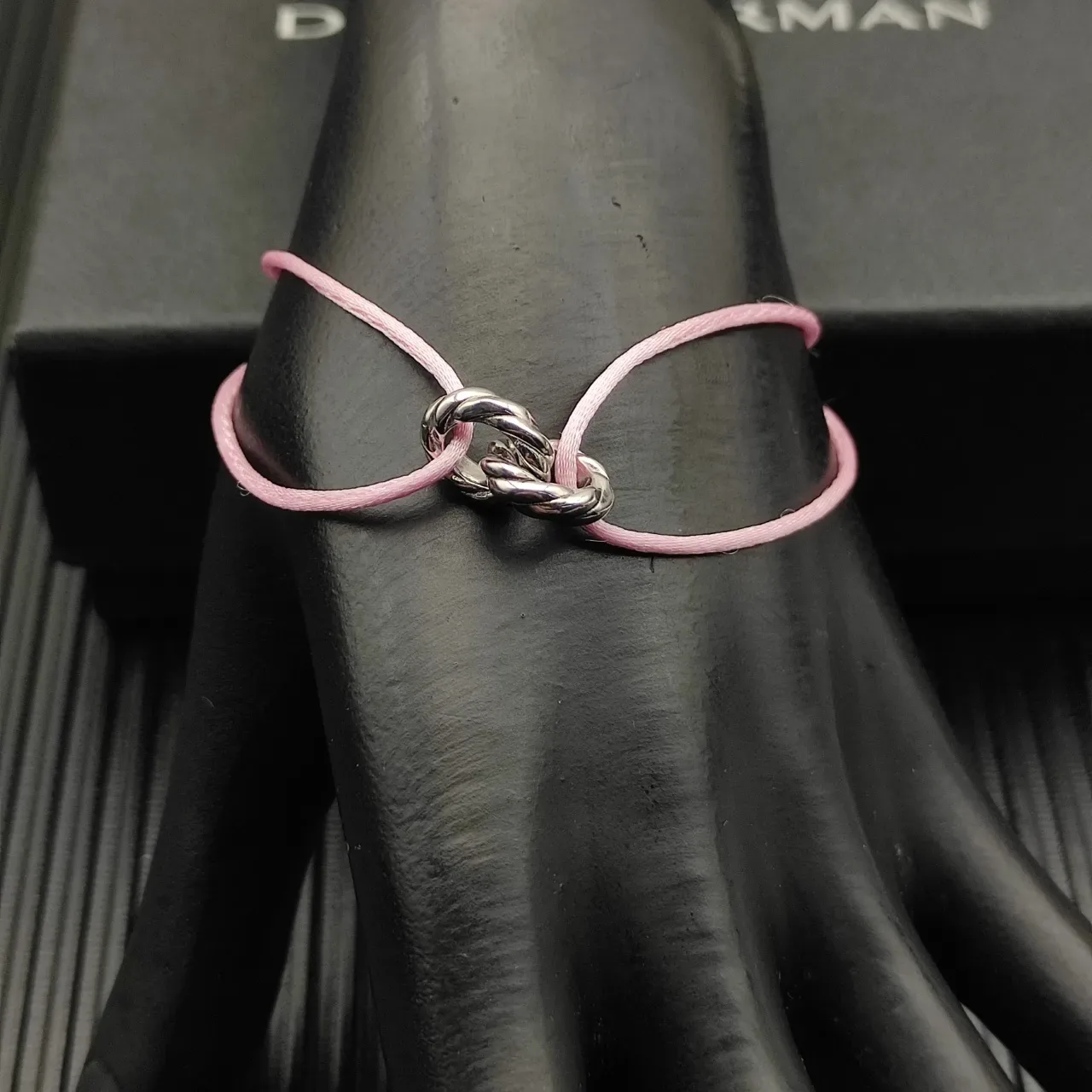 David Yurman Interlocking Knot Pink Cord Bracelet 8