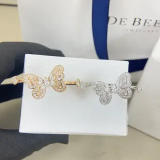 DE BEEF JEWELLERY فراشة Pavé كريستال سوارات مفتوحة