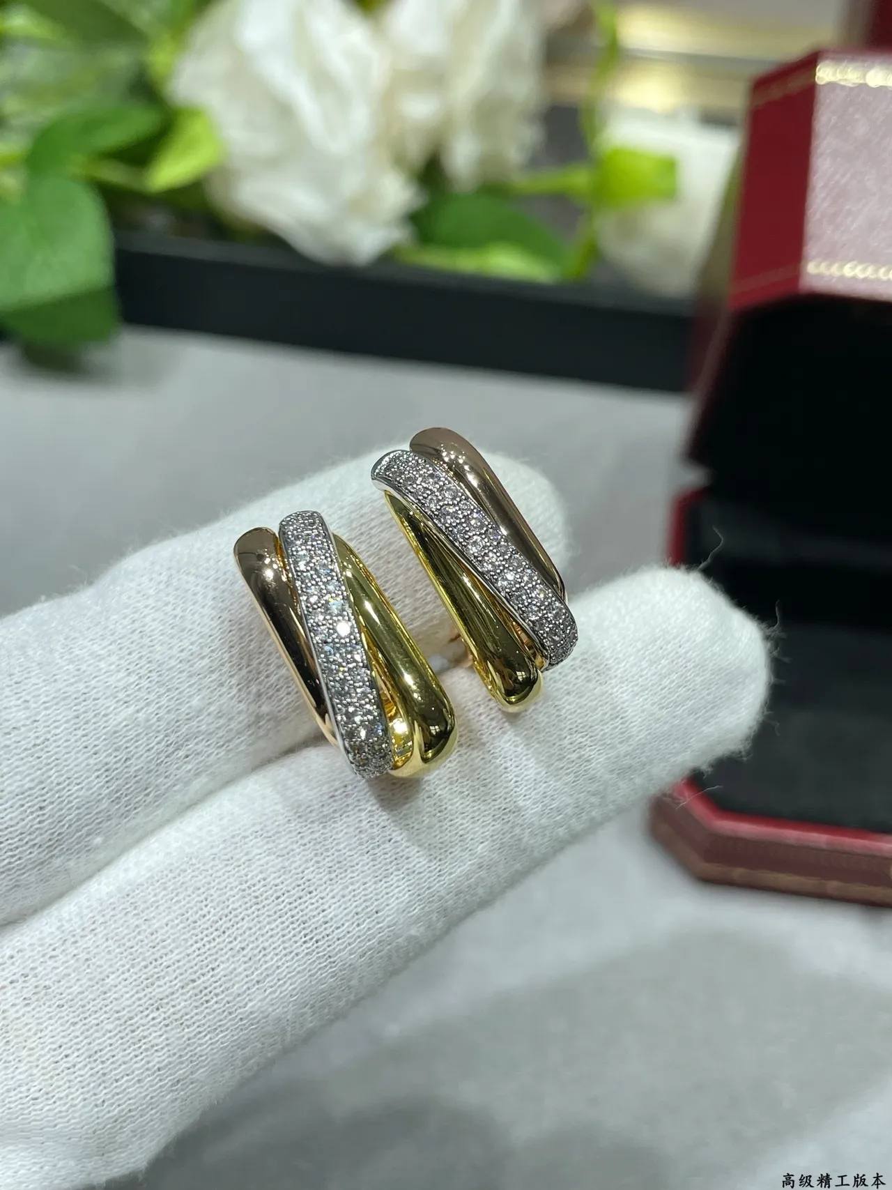 Dual-Tone Pavé Hinged Hoop Earring 5