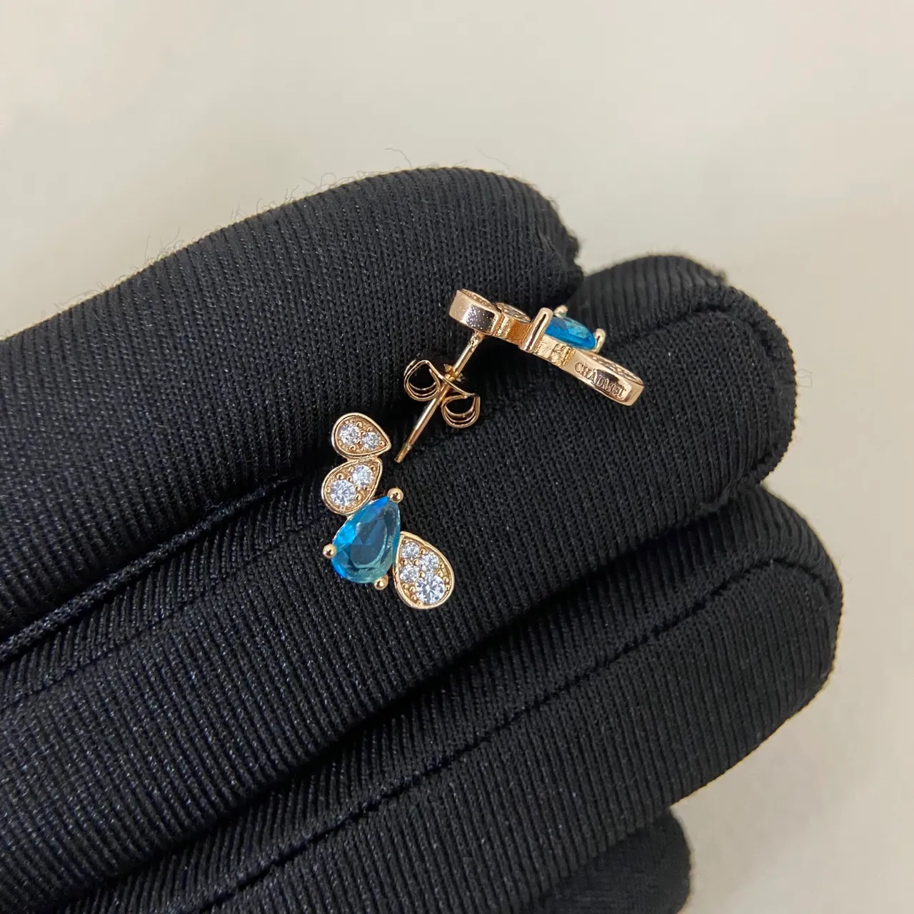 Dual-Tone Teardrop Blue Gemstone Pavé Cluster Stud Earrings 3