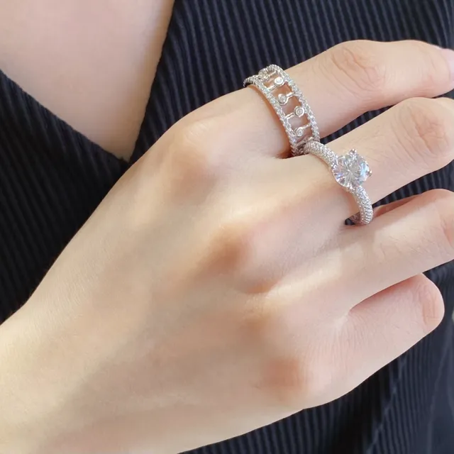 E BEE JEWELLERY Solitaire Pavé-Set Ring 9