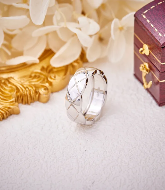 Faceted Quilted Geometric Band Ring 2