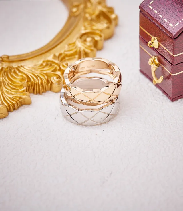 Faceted Quilted Geometric Band Ring 3