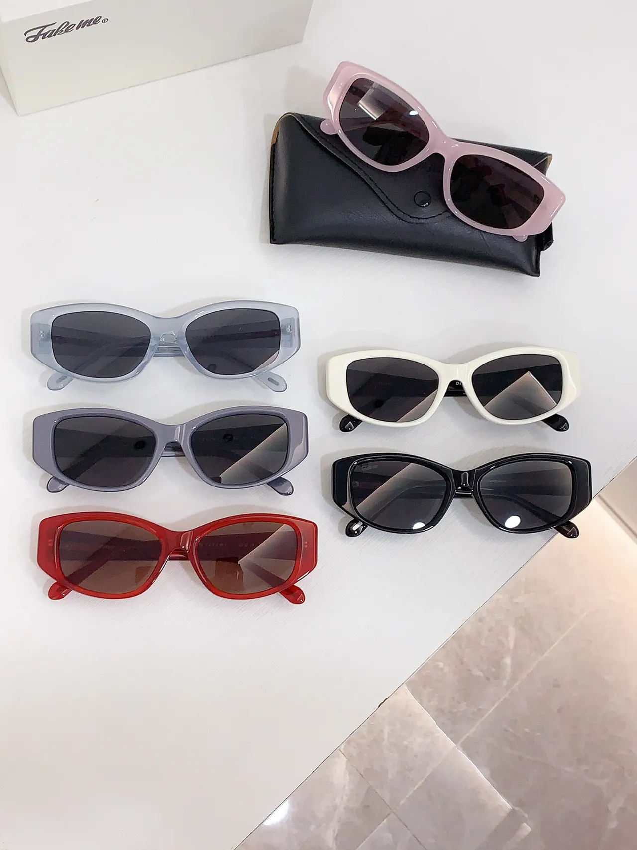 Fake me Glossy Black Angular Cat-Eye Sunglasses 4