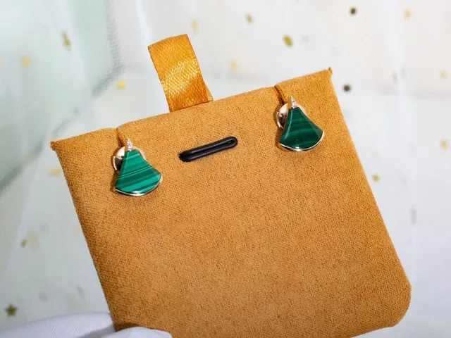 Fan-Shaped Malachite and Gold-Tone Stud Earrings 2