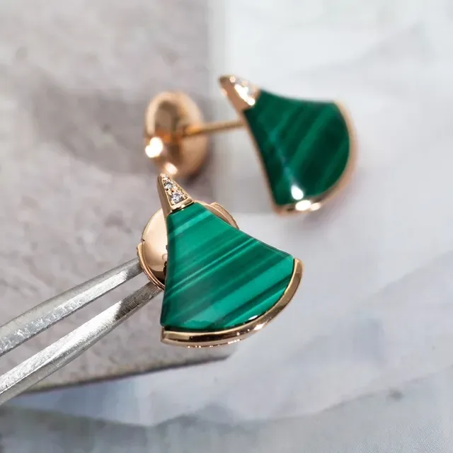 Fan-Shaped Malachite and Gold-Tone Stud Earrings 3