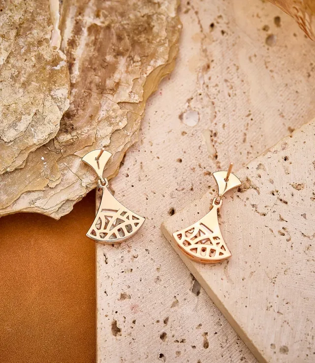 Fan-Shaped Mother-of-Pearl and Pink Sapphire Drop Earrings 2