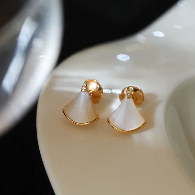 Fan-Shaped Red Enamel and Gold-Tone Stud Earrings 5