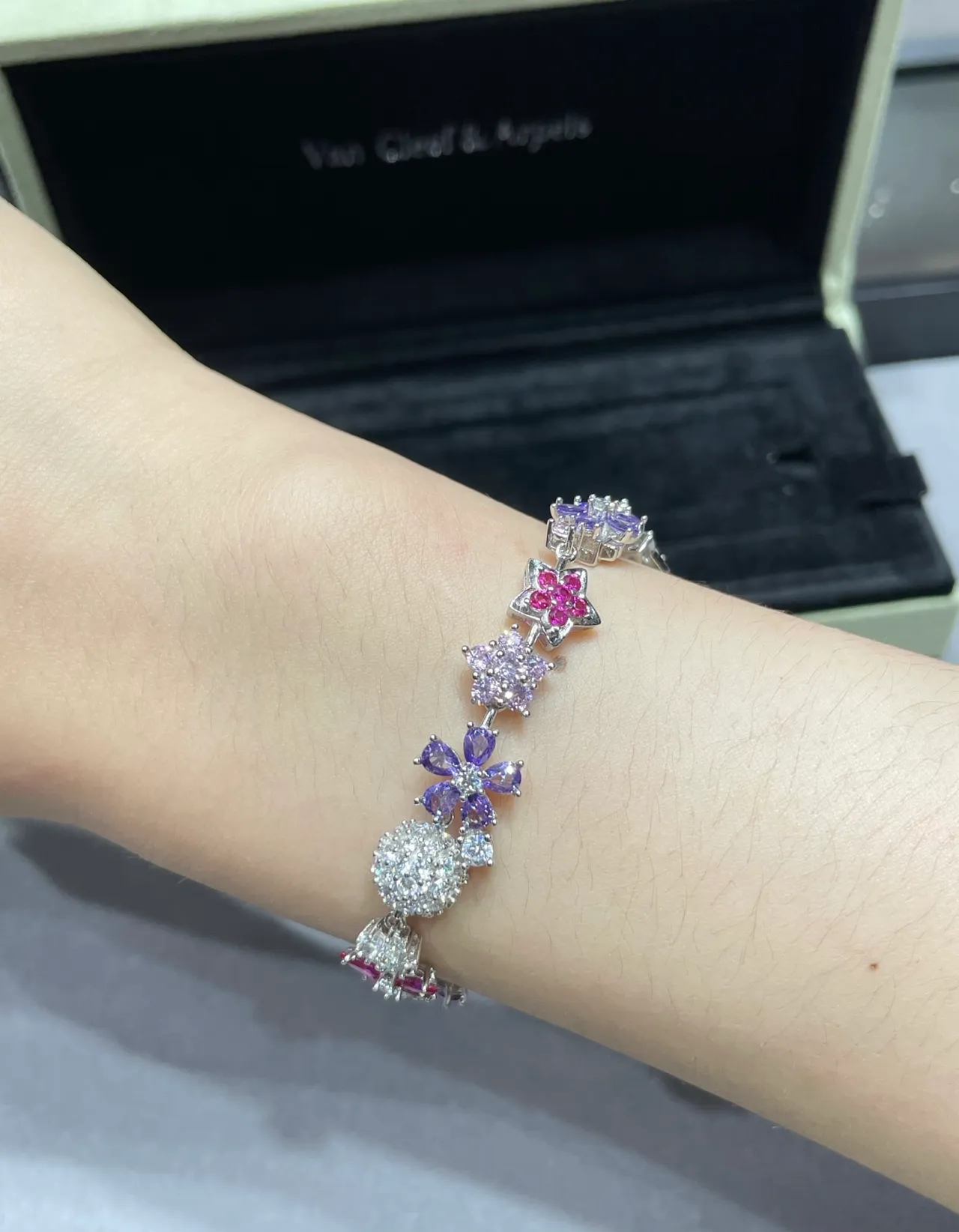 Floral and Star Motif Multi-Stone Bracelet 3