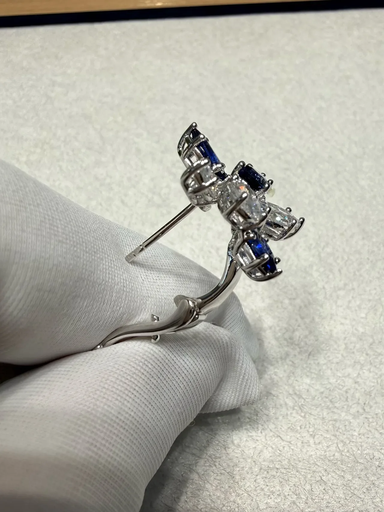 Floral Cluster Marquise-Cut Blue and Clear Gemstone Ring 2