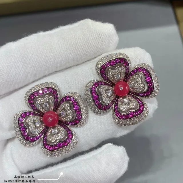 Boucles d'oreilles florales Pave-Set gemmes roses et rouges 3