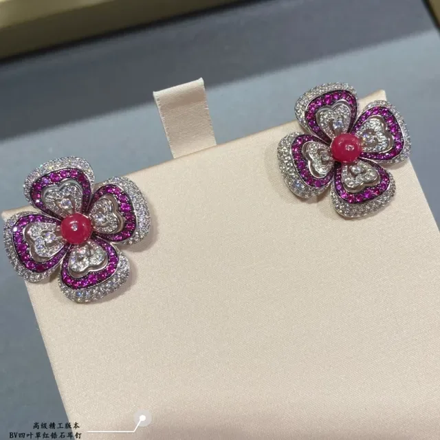 Boucles d'oreilles florales Pave-Set gemmes roses et rouges 4