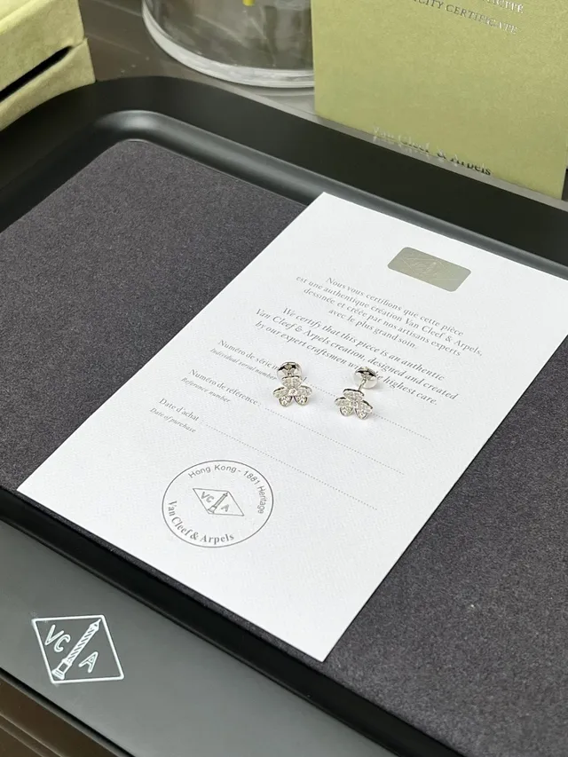 Flower-Shaped Pavé Stud Earrings 5