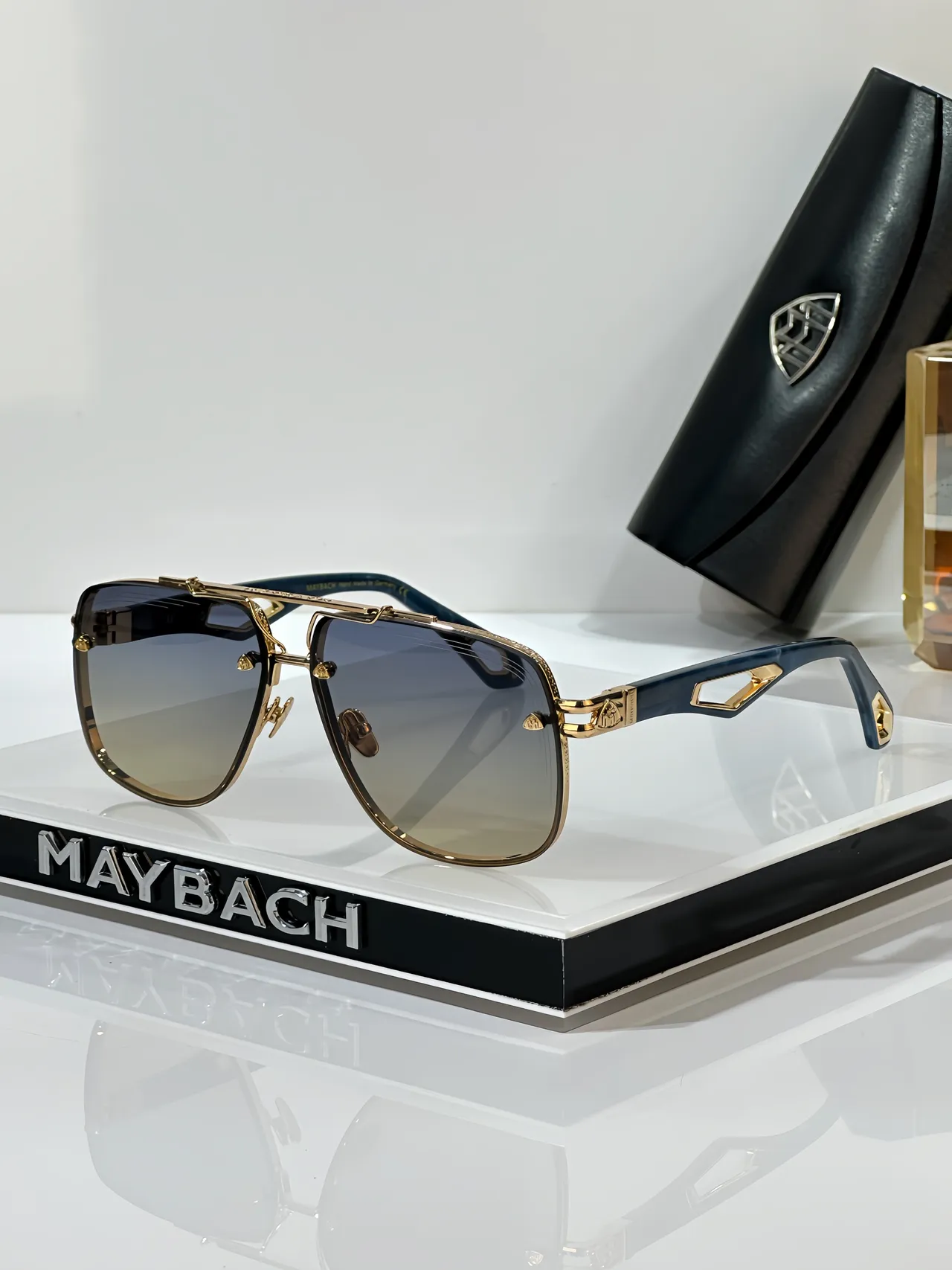 Gold Black Metal Frame Acetate Temples Sunglasses 5