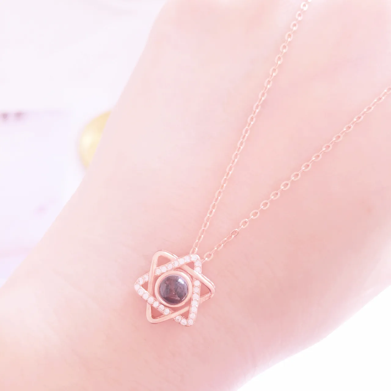 Gold Black Rose Chain Star-Shaped Double-Layer Pendant Necklace 2
