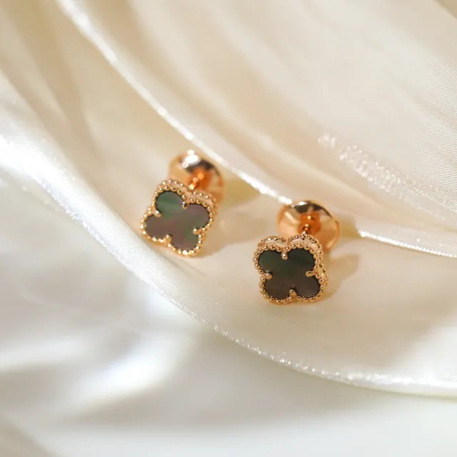 Gold Green Clover-Shaped Beaded Border Earrings 4