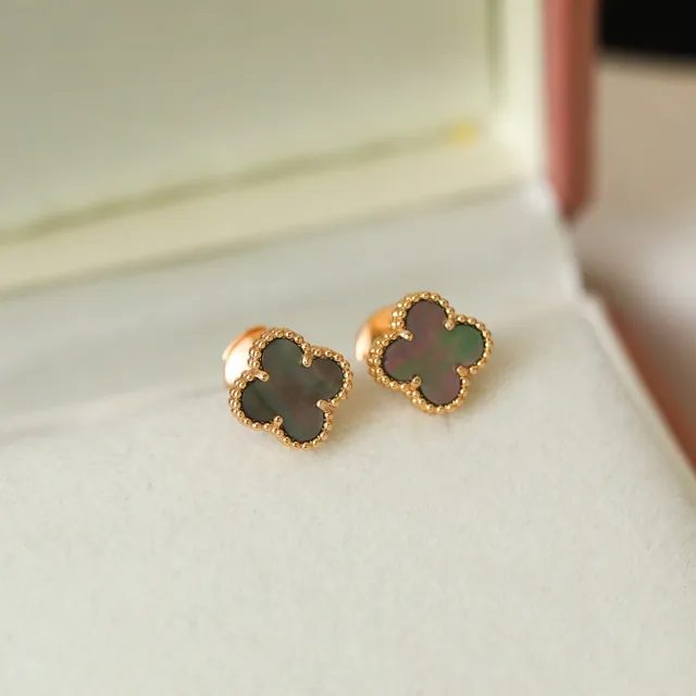 Gold Green Clover-Shaped Beaded Border Earrings 7