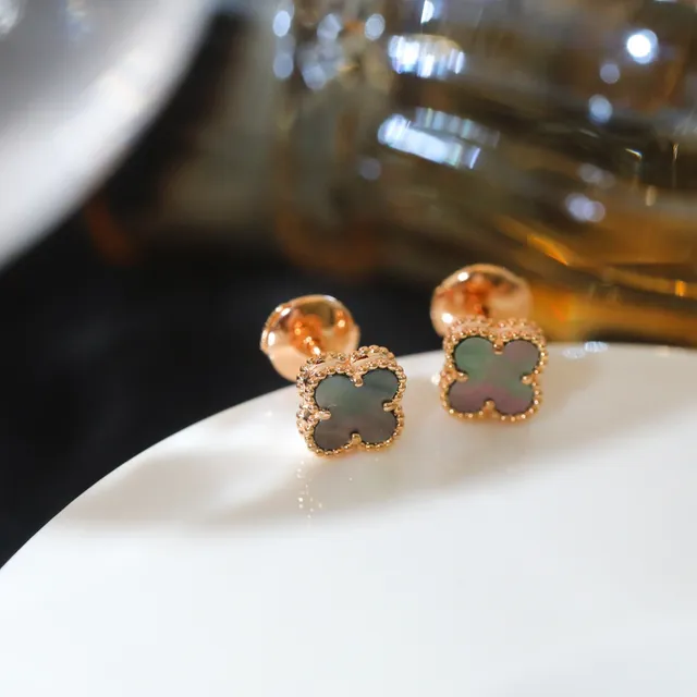 Gold Green Clover-Shaped Beaded Border Earrings 8