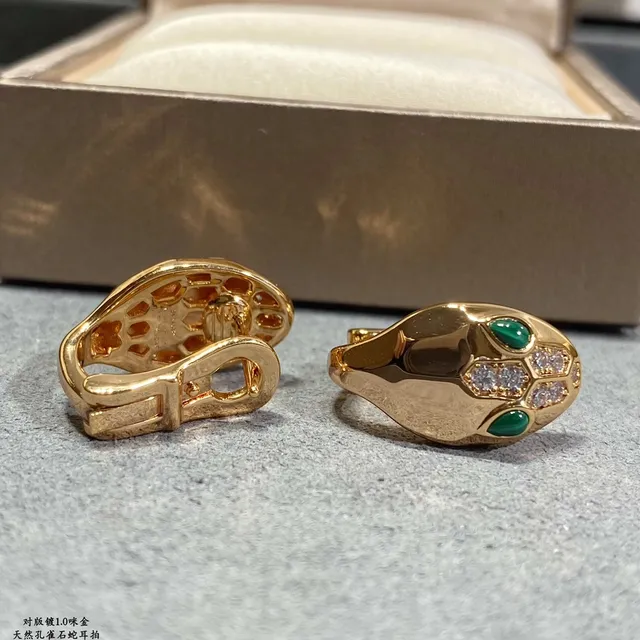 Gold Green Snake-Head Motif Metal Earrings 6