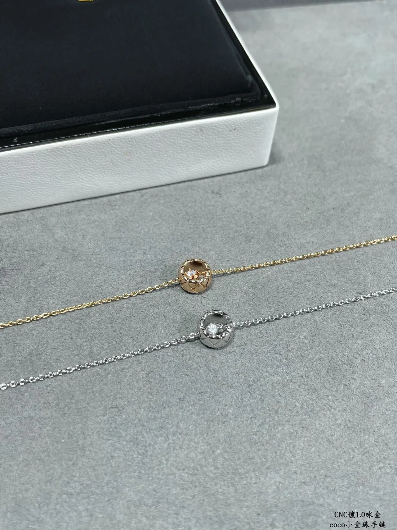 Gold Orange Thin Chain Round Pendant Bracelet 7