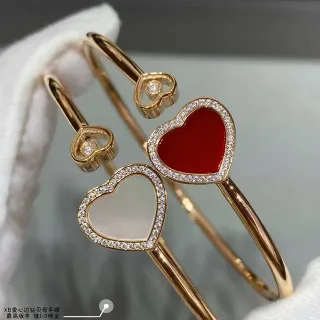 سوارة ذهبية على شكل قلب أحمر Pavé-Set