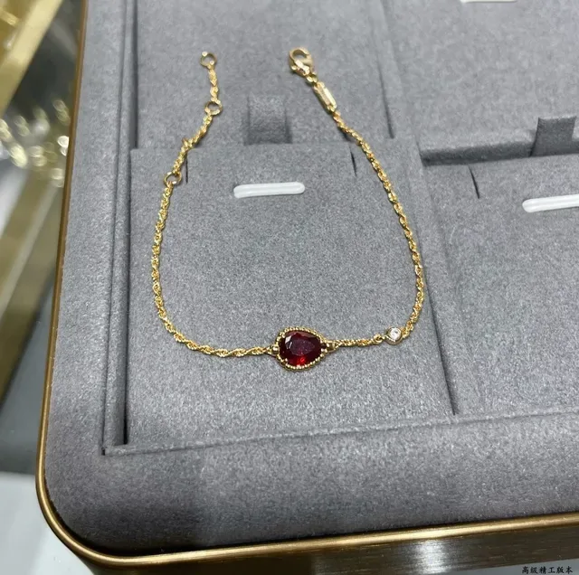 Gold Red Rope-Chain Pavé Heart Charm Bracelet 4