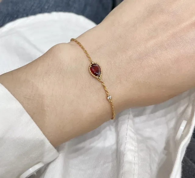 Gold Red Rope-Chain Pavé Heart Charm Bracelet 8