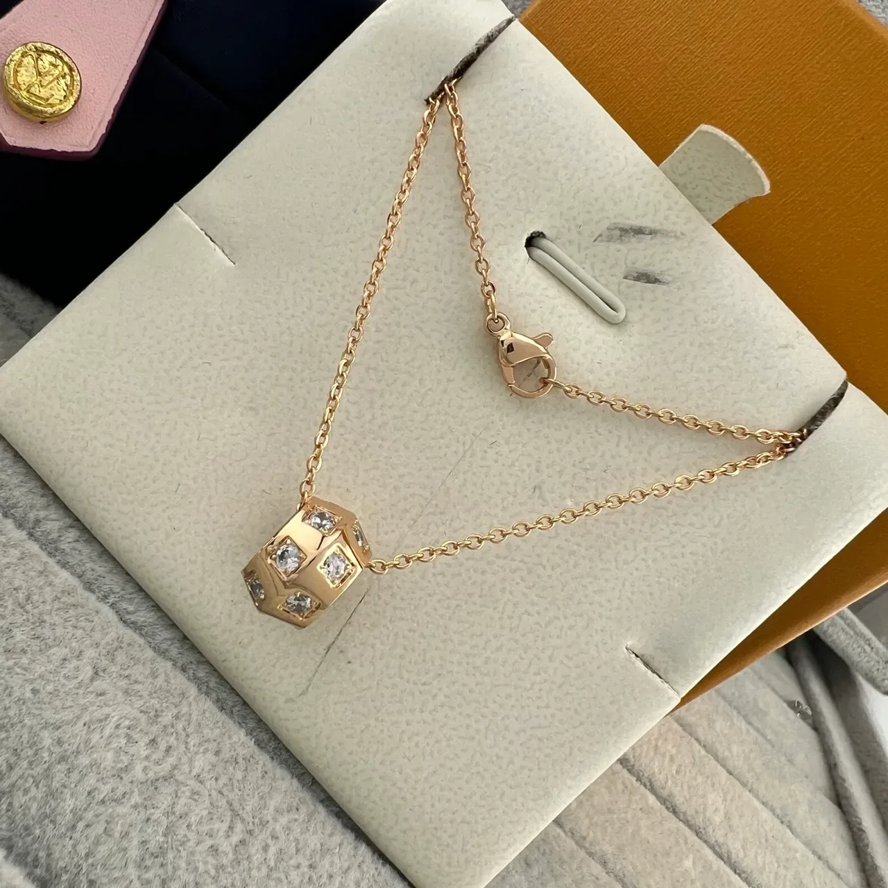Gold Silver Geometric Barrel Pendant Faceted Multi-Face Setting Necklace 3