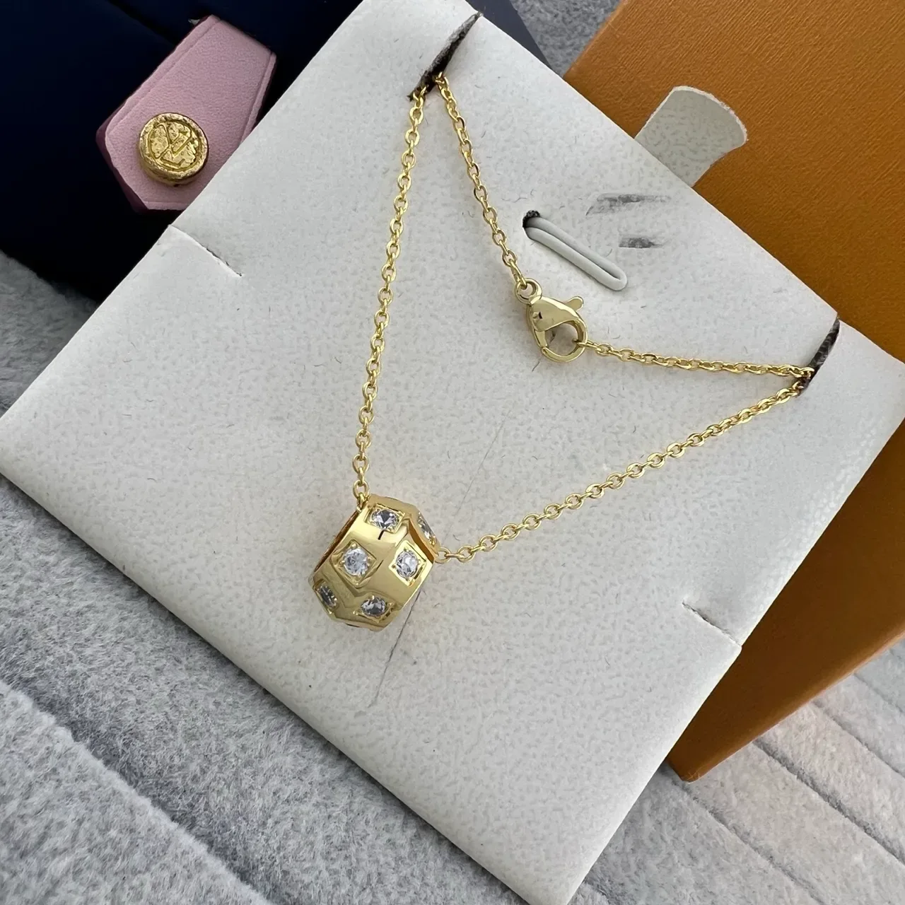 Gold Silver Geometric Barrel Pendant Faceted Multi-Face Setting Necklace 5