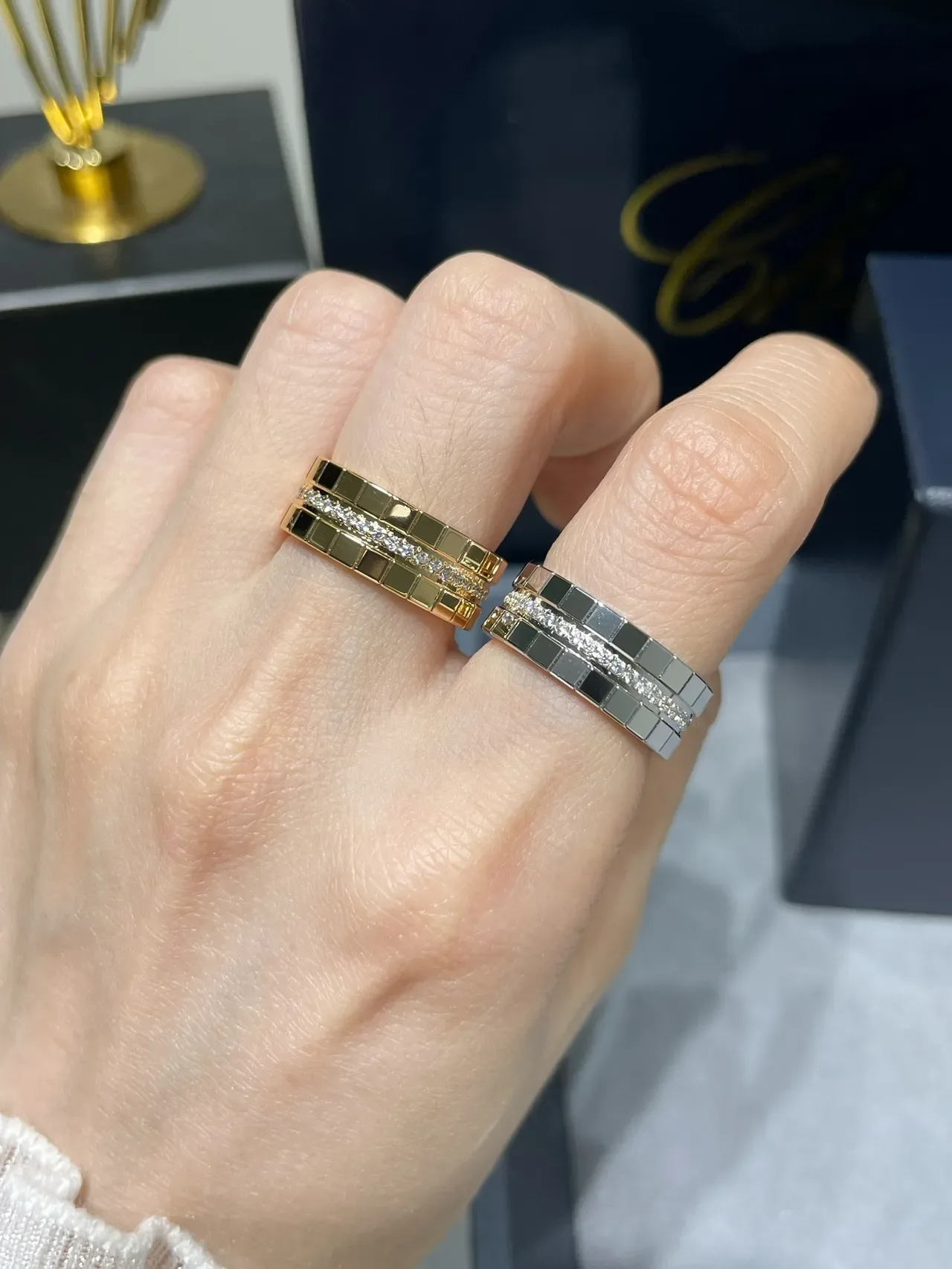Gold Silver Geometric Tile Motif Pavé-Set Stones Ring 8