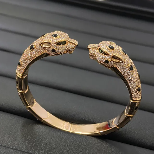 Gold Silver Pavé-Set Animal-Head Motif Bracelet 4