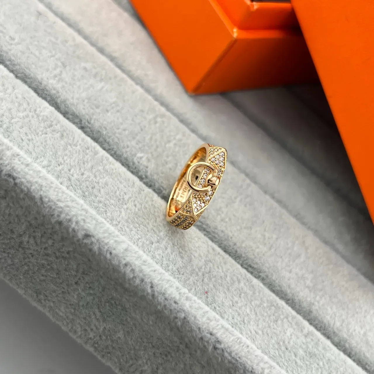 Gold Silver Pavé-Set Buckle-Motif Ring 4