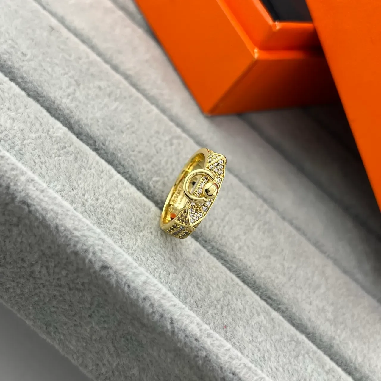 Gold Silver Pavé-Set Buckle-Motif Ring 5