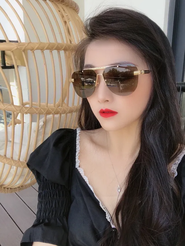 Gold-Tone Gradient Mirrored Aviator Sunglasses 6