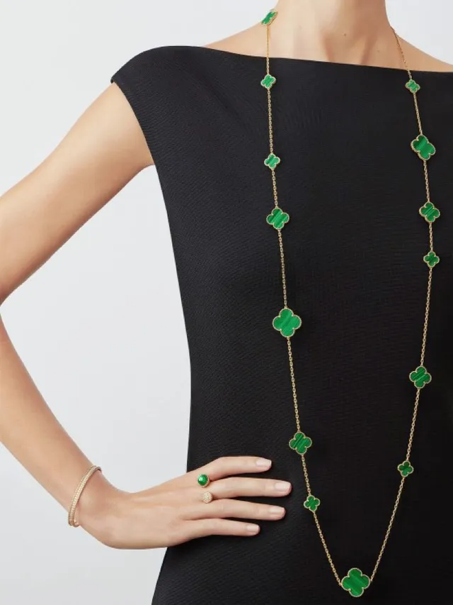 Gold-Tone Malachite Four-Leaf Clover Motif Chain Necklaces 9