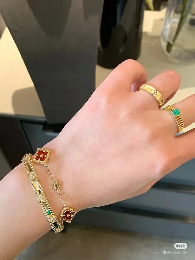 Gold-Tone Quatrefoil Floral Inlay Chain Bracelets 6