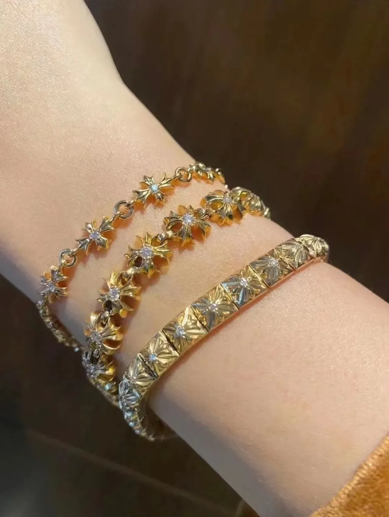 Gold Transparent Floral Motif Pave-Set Clear Stones Bracelet 2