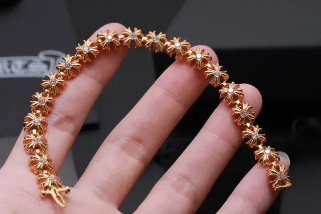 Gold Transparent Floral Motif Pave-Set Clear Stones Bracelet 7