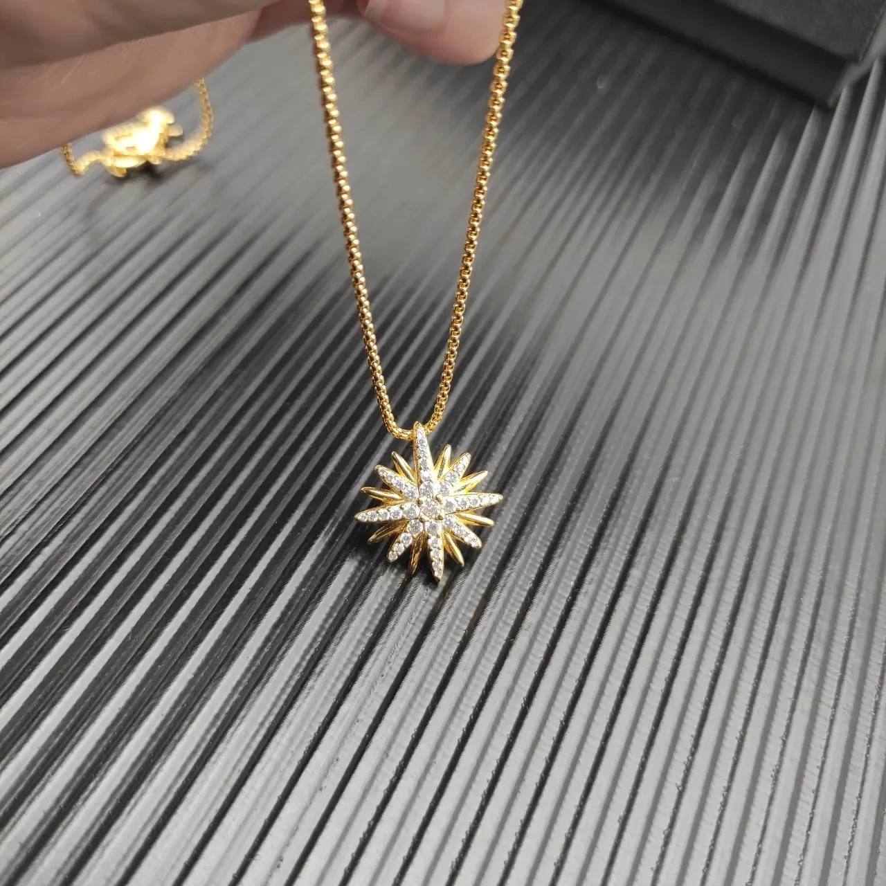 Gold White Starburst Pendant Pavé-Set Diamonds Necklace 6