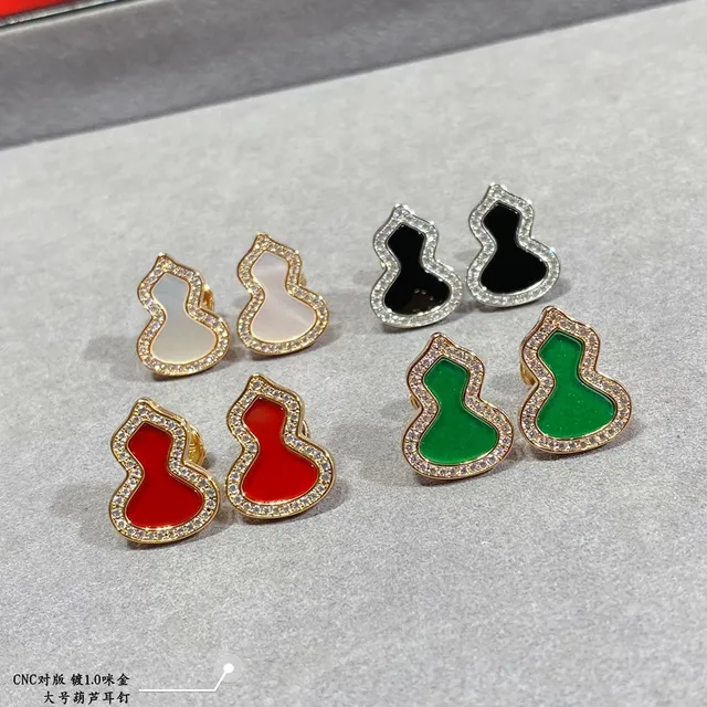 Gourd-Shaped Pavé Crystal Inlay Stud Earrings 1