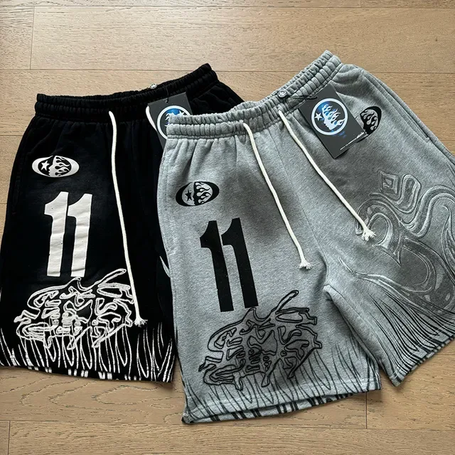 Graphic-Print Elastic-Waist Drawstring Shorts 13