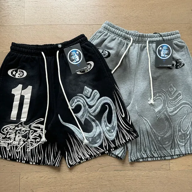 Graphic-Print Elastic-Waist Drawstring Shorts 14