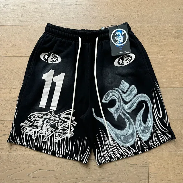 Graphic-Print Elastic-Waist Drawstring Shorts 15
