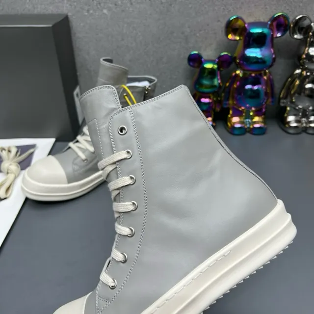 Gray and Off-White Two-Tone High-Top Zipper Ankle Boots 7