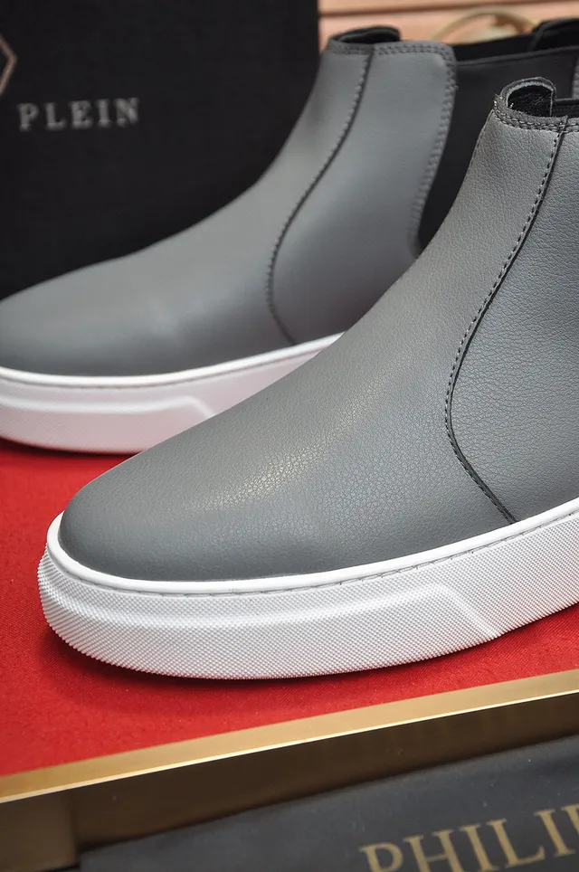 Gray Black Leather Upper Elastic Side Panel Chelsea Boots 3